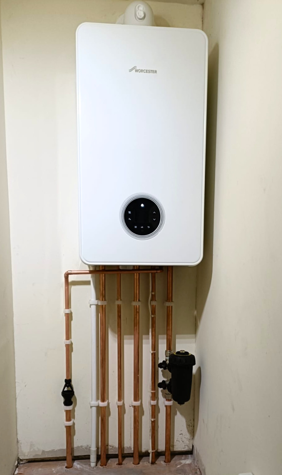 New Worcester Bosch boiler installation with neat copper pipework in Rainham